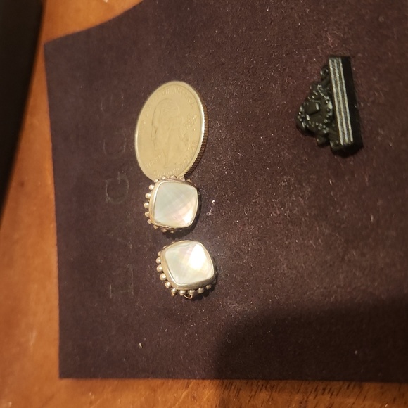 Lagos 14kt/ 925 mother of pearl dublet studs - Picture 3 of 4